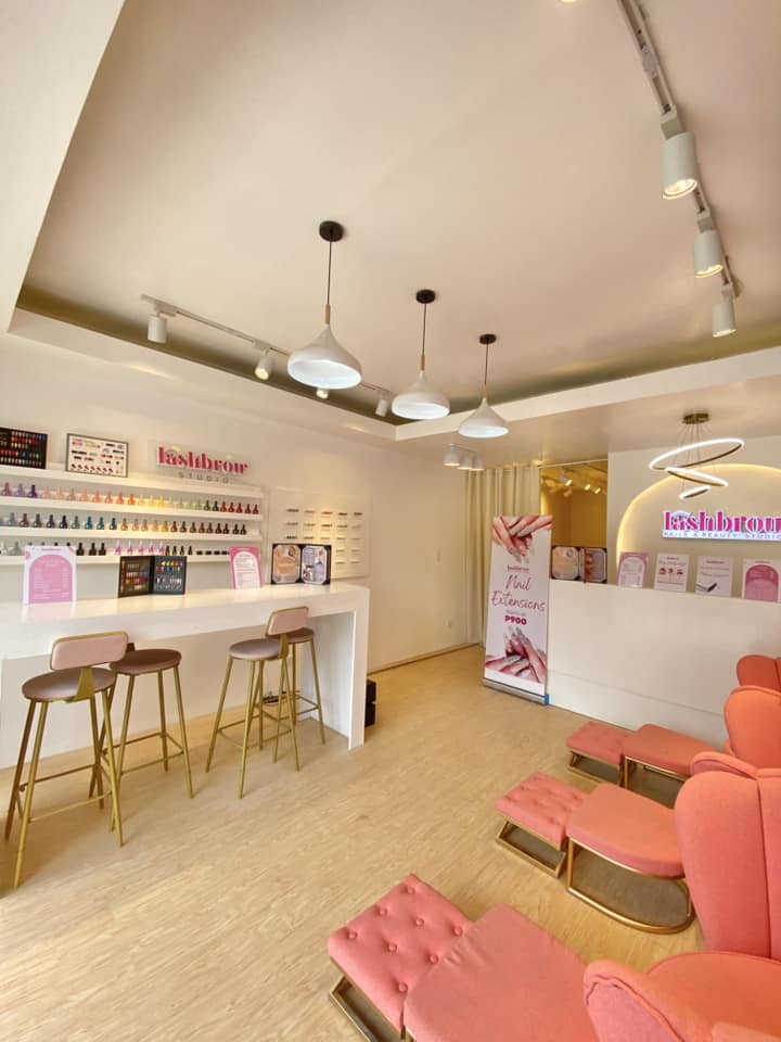 Salon Image